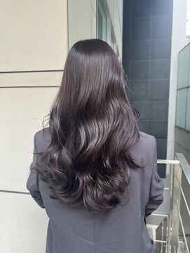 【小宮涼太】ラベンダーの色みが可愛い大人グレージュ