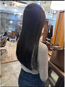 ロングヘア × オリーブグレーカラー × Aujuaトリートメント