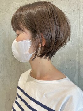 グーム(goom.) ミルクティーベージュショート◎透明感×韓国風レイヤー