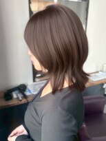 ロティー(loty)&nbsp;ウルフ ミディアムレイヤー ココアブラウン 透明感カラー 20代