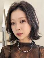 シキ(SIKI)&nbsp;ブリーチハイライト髪質改善ダブルカラーボブショート
