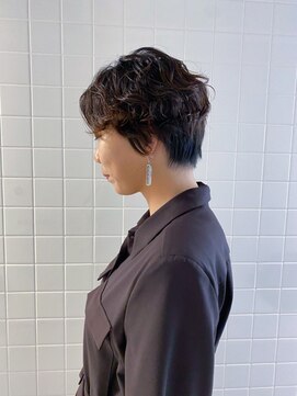アウラ(aura) ショートヘア×ハードパーマ