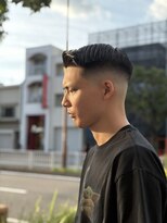 フォーコーナーズカットショップフェイビーズ 名古屋西(FourCornersCutShop favey's) サイドパート