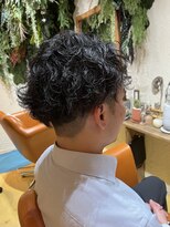 ヌン(nun)&nbsp;ツイストスパイラルパーマメンズマッシュ波巻きスパイラルパーマ