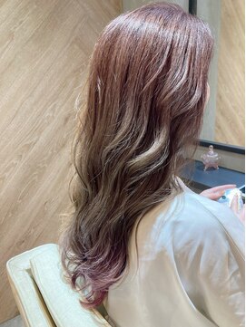 ローレルバイアイリス(Rourel by ailis) 20代/30代/白髪ぼかし/ショート/ボブ/髪質改善/ヘアセット