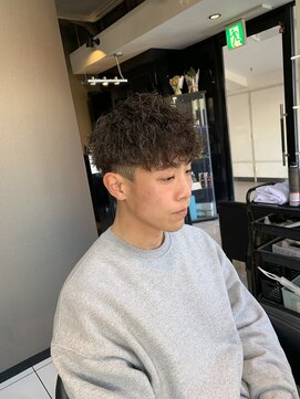 アイズ 海老名(AIZU) ツイストスパイラルパーマ ツイストパーマ メンズカット