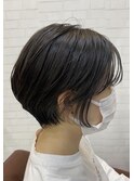 ショートボブ