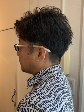 ビスクヘアデザイン(bisq hair design) メンズショート　ツーブロック　フェード　スパイキーショート