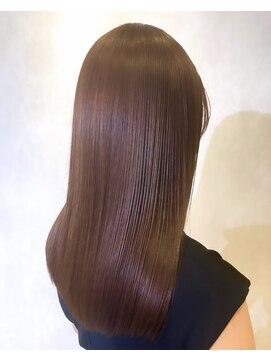 エレン 池袋(ElEn.) 髪質改善ストレート