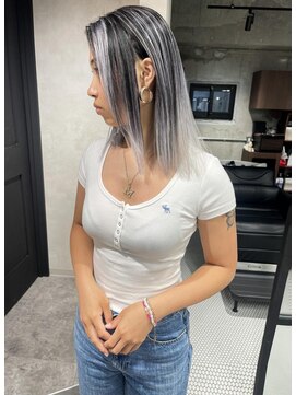 アコ(Aco) ★プラチナホワイトシルバーのバレイヤージュ★