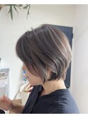 大人ショートカット透明感カラー