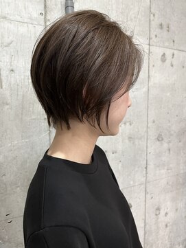 サクラ 岐阜(SAKURA) 大人ショート　くびれ　前下がりショート　ショートボブ　岐阜