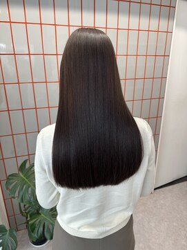 ペレ 栄 アネックス(PELE栄ANNEX) 韓国 くびれロング レイヤー ワンホンヘア 小顔前髪