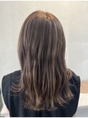 ハイライト×グレージュ ふんわりセミロング