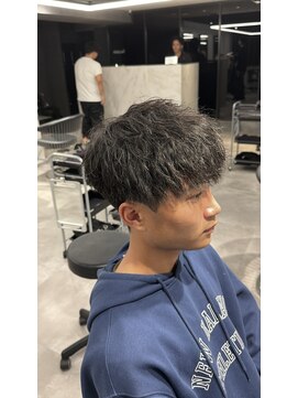 ステラ(STELLA) メンズパーマ/メンズカット/眉毛サロン/ツイストスパイラル