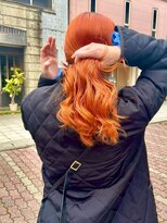 デコラ DECOR&nbsp;オレンジカラー×ラフポニーテール