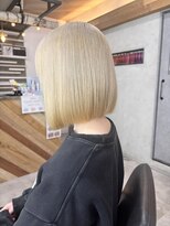 アングゥイー(ungu iE)&nbsp;ホワイトブロンド