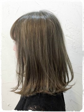 フロール 上大岡(Flor) 【Flor 上大岡】*+タンバルモリ外ハネ+ヌーディ-オリーブ+*