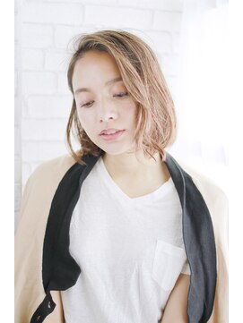 ベルベヘアー(VELVET HAIR) 切りっぱなしゆるフワボブ