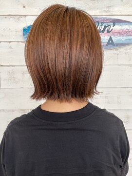 レイ(Lei) 切りっぱなしボブ☆耳上にイヤリングカラーをプラス！！