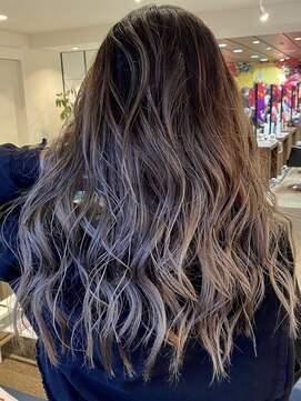 ダブル アンダーバー サロン(W_SALON) 【W_SALON 河原町】外国人カラー/バレイヤージュ