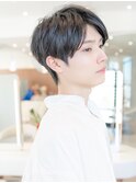 かきあげバングアッシュブラックウルフ短髪モテ髪