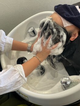 サイカエー(SAIKA)の写真/［光の森/髪質改善］ヘッドスパで癒し効果だけでなく、頭皮・筋膜をほぐすマッサージで血行促進効果も♪
