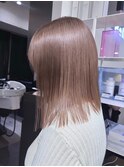 11955フェザーショートミルクティーベージュホワイトブロンド