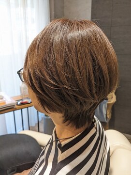 シー 豊川店(She) 白髪ぼかしショート　30代、40代、50代
