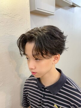 ロア 四条河原町店(LoRE) 無造作センターパート