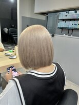 リア 布施店(Lia) ホワイトベージュ