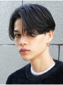 原宿メンズパーマニュアンスーパーマセンターパートガイルヘア