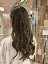 ピークアブー アヴェダ アトレ恵比寿(PEEK-A-BOO AVEDA)&nbsp;ロング×オリーブベージュ