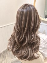 レス 仙台(Less)&nbsp;ハイライトで髪に奥行きを