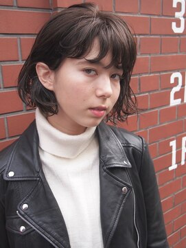 コス(kos) クール&キュートなボブ