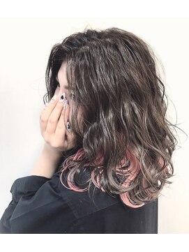 ヘアメイク アリープ(HAIR MAKE ALEAP) インナーピンク