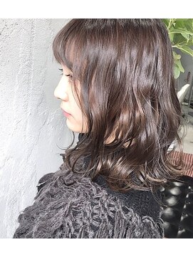 デムル(DEMURE) DEMURE