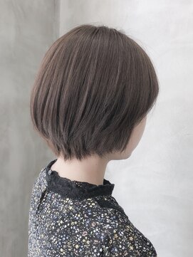 スー 渋谷(suu) ブリーチ無し　イルミナカラーグレージュ丸みショート＜徳竹＞