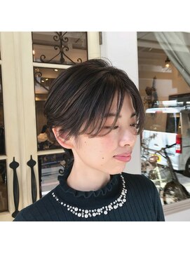 マウロア(MAULOA) “マニッシュ ショート 大人 マッシュショート”中西英美子