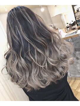 ルービック 京橋(Rubik's) 大人かわいいハイライトベージュグラデーション