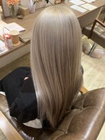 ヘアアンドリラクシングルーム アールフラン(Hair&Relaxingroom arFranc)&nbsp;ホワイトベージュ