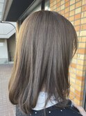 オリーブグレージュ×ナチュラルワンカール
