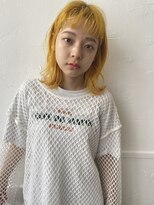 テンバイシオミエイチ(10 by shiomi H) レモンイエローカラー×外ハネミディ/ゆるふわ巻き/こなれヘア