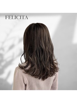 フェリシータBOB アッシュグレージュ