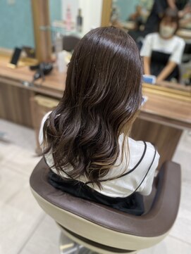 アッシュ 菊名店(Ash) ☆ナチュラルグレージュ×イヤリングカラー☆