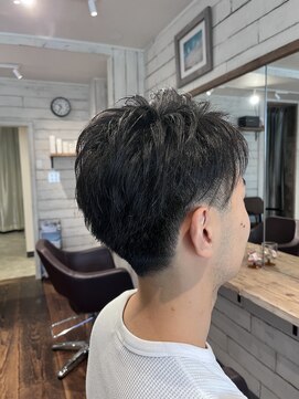 スタジオバック(studio back) ただの爽やかなボーイ