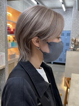 サンク 原宿 表参道(cinq) ミルクティーベージュハイトーンケアブリーチカラーダブルカラー