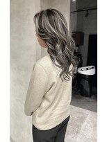 アコ(Aco)&nbsp;★レイヤーカットデザインに映えるハイライト★