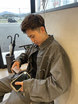 アチーブリス(achieve Liss) 刈り上げアップバング スパイキーショート