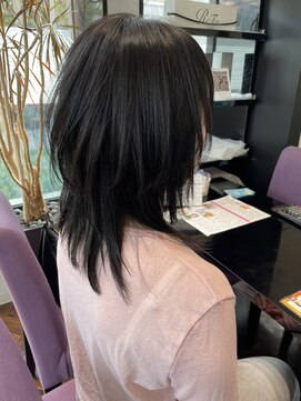 オート ボーテ カリッタ 名古屋(HAUTE BEAUTE CARITTA) ミディアムウルフ